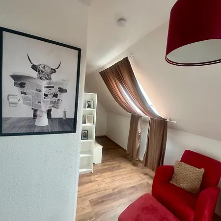 148qm Apartment, Naehe Duesseldorf, 4 Schlafzimmer, Privater Parkplatz Apartment *