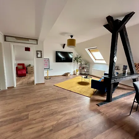 148qm Apartment, Naehe Duesseldorf, 4 Schlafzimmer, Privater Parkplatz Duisburg